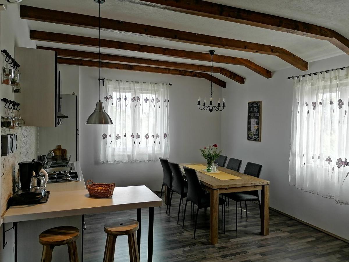 House Mario Near Rovinj Apartment Канфанар Екстериор снимка